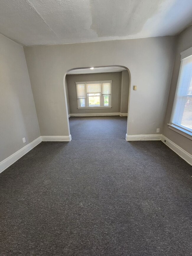 Photo - Adams9914 Unit 9914