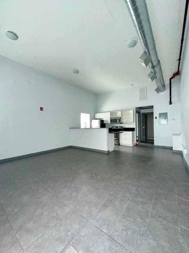 Photo - 414 Crown St Unidad 414-1
