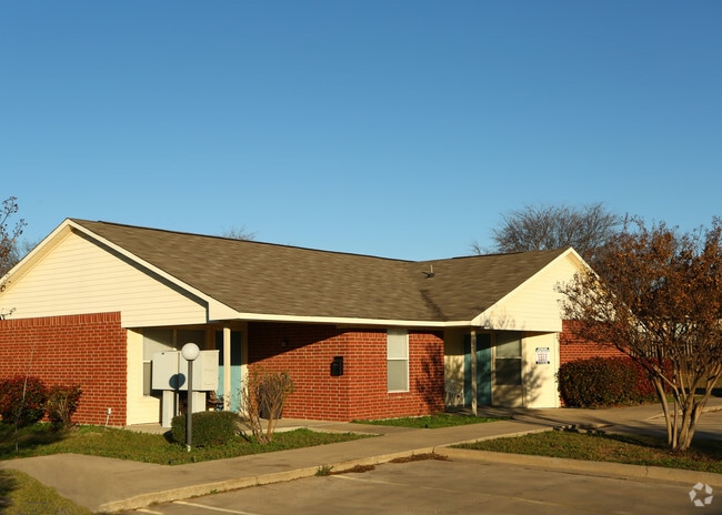 Photo - Alvarado Apartments