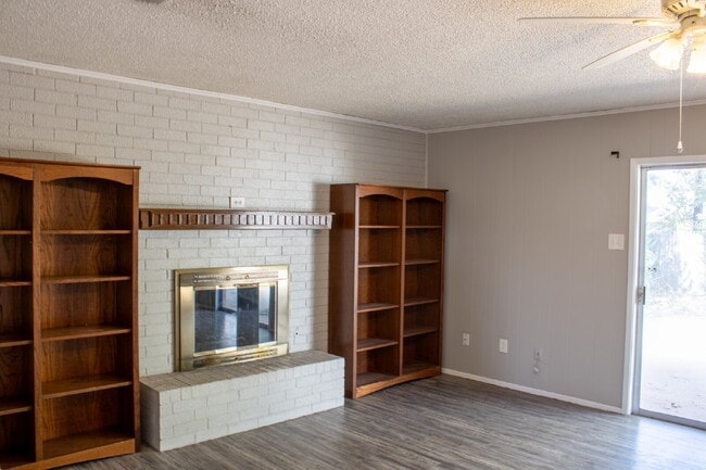 Photo - Cute, Clean and Central 3 bedroom 2 bathroom