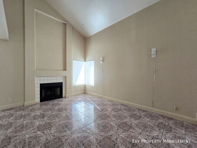 Photo - 4541 Fireside Ln