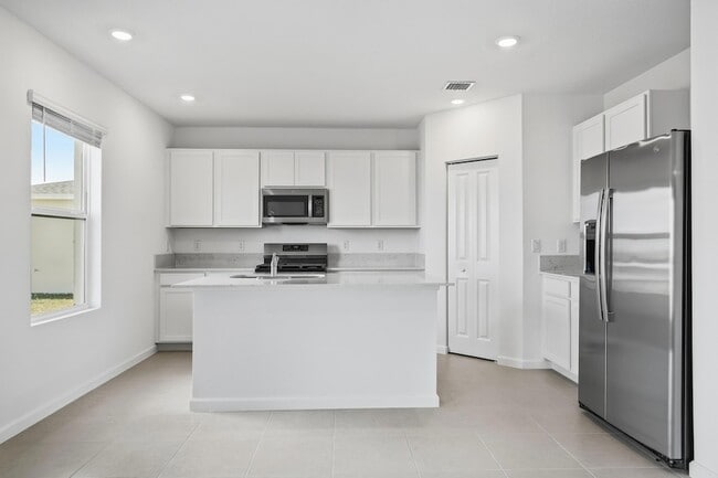 Photo - 10739 NW Moon Rise Ln