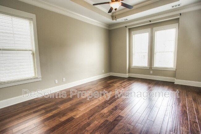 Photo - 3125 Hazelton Dr