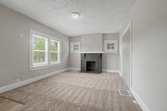 Photo - 2600 Wayne Ave