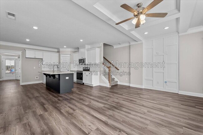Photo - 1001 Linsmore Ave
