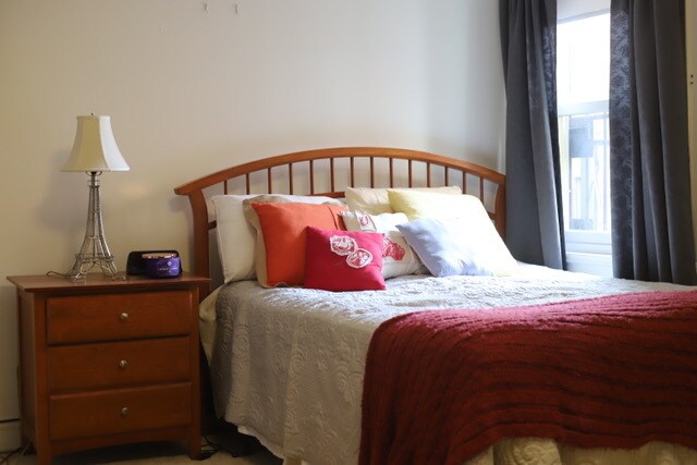 Bedroom - 1720 Bolton St Unit 1