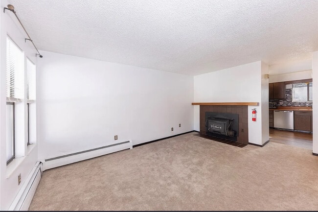 Photo - 620 Straight Creek Dr