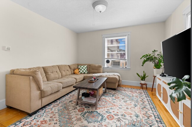 Photo - 79-81 Vernon St. Unit 1