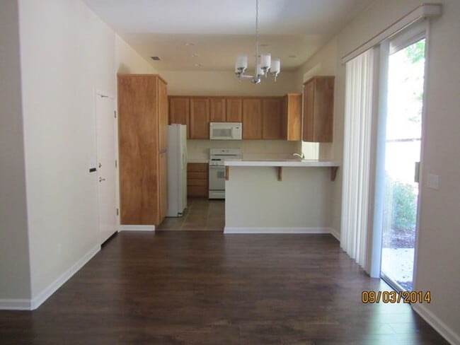 Photo - 858 Laurel Dr