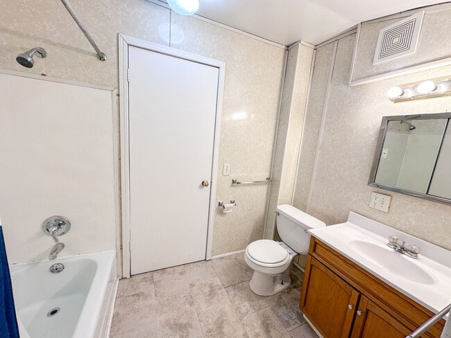 Photo - 1244 Wieland Pl NW