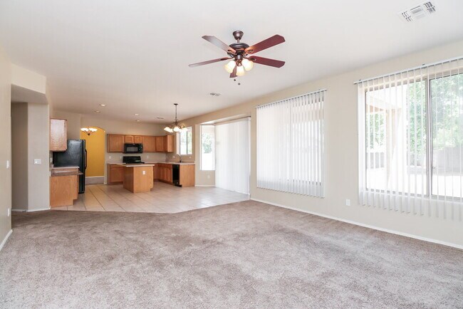 Photo - 1334 E Harrison St