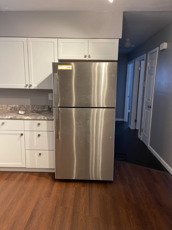 Photo - 243 Gladys Ave