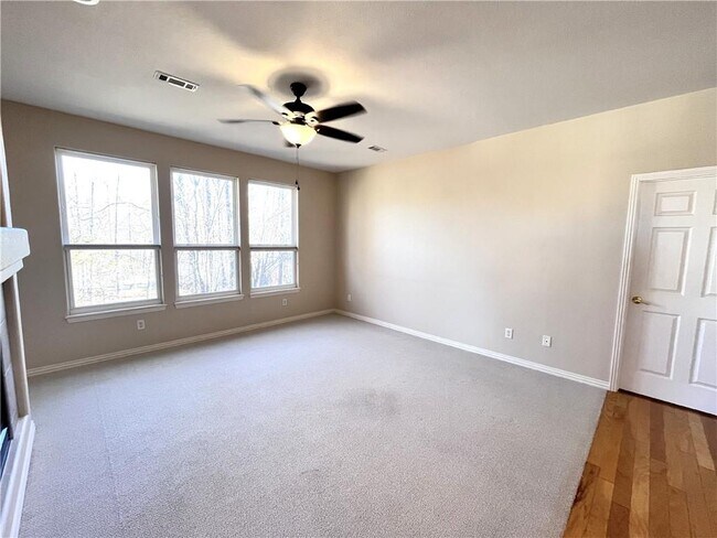 Photo - 28 Highland Pkwy