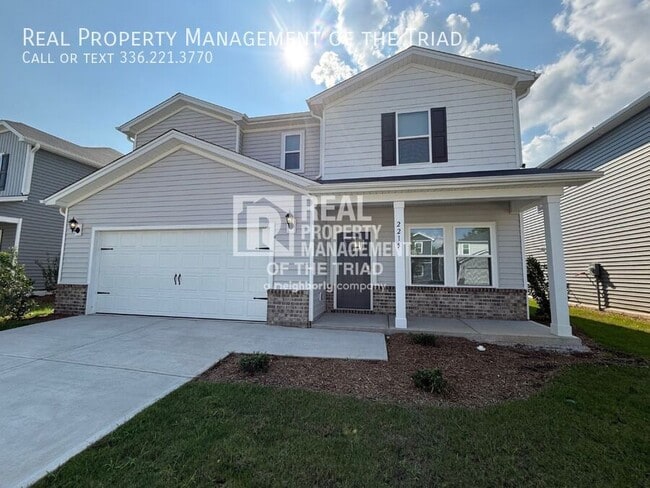 Photo - 2215 Cherry Crk Rd House