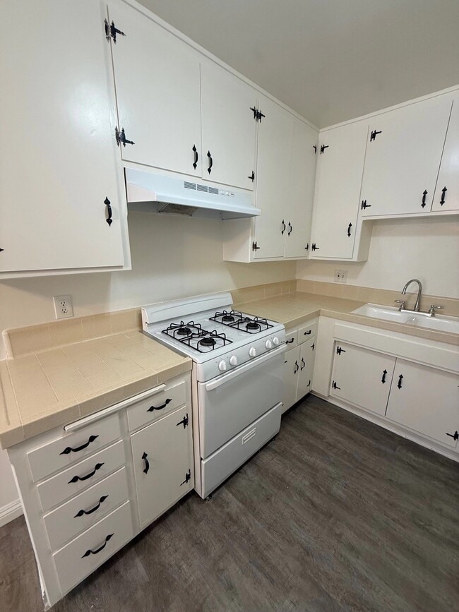 Photo - 4462 W. 132nd Street,