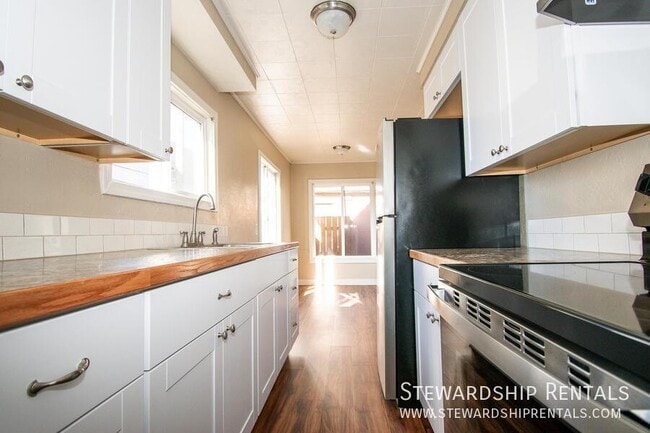 Photo - 1376 W 6th Ave Unit H