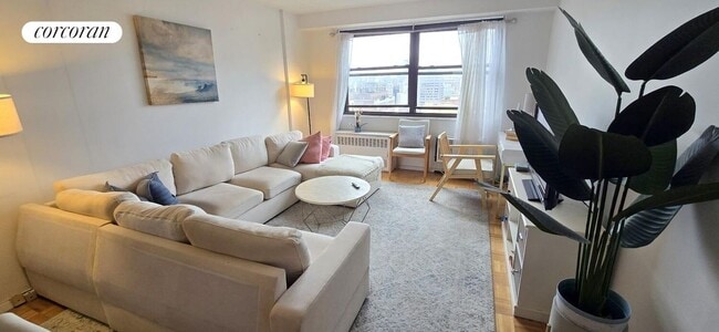 Photo - 401 Second Avenue 17E