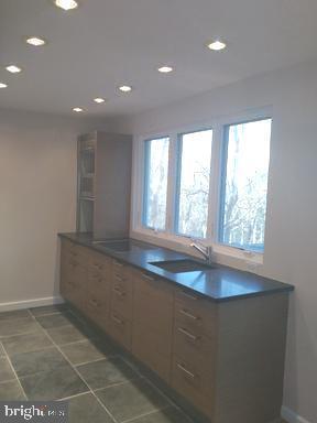 120 Fleetwood Terrace