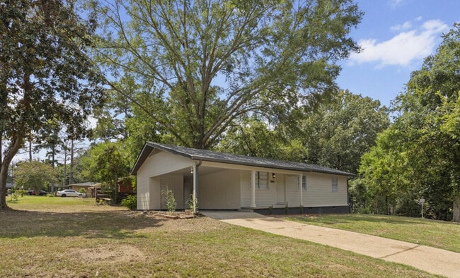 Photo - 5201 Andover Dr