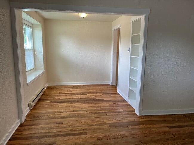 Photo - 945 NW Harrison Blvd
