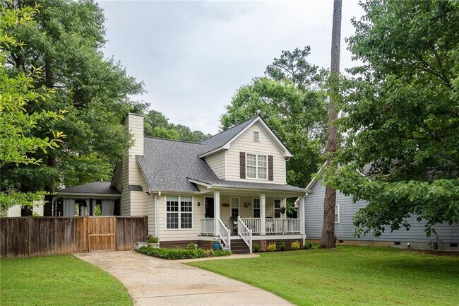 Photo - 1254 Avondale Ave SE House