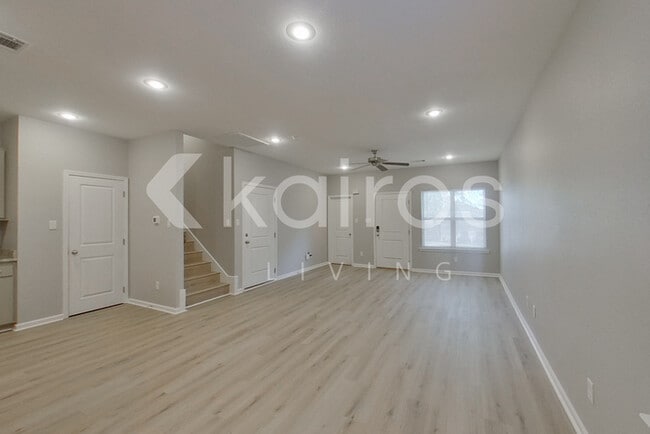 Photo - 10114 W 20th St