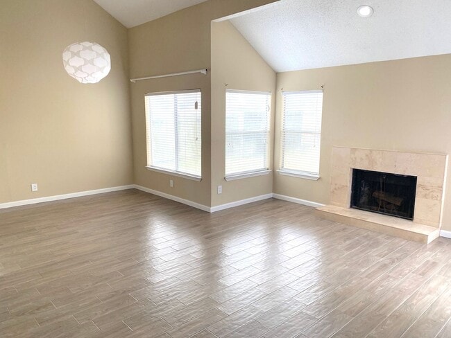 16023 Hidden Acres Dr