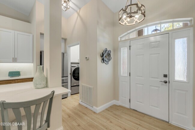 Photo - 646 S Pine St