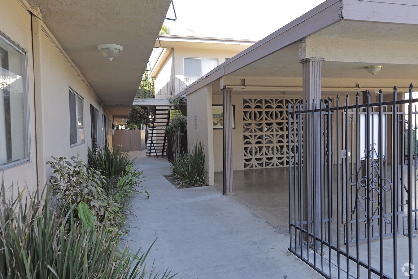 Photo - Athens Apartments