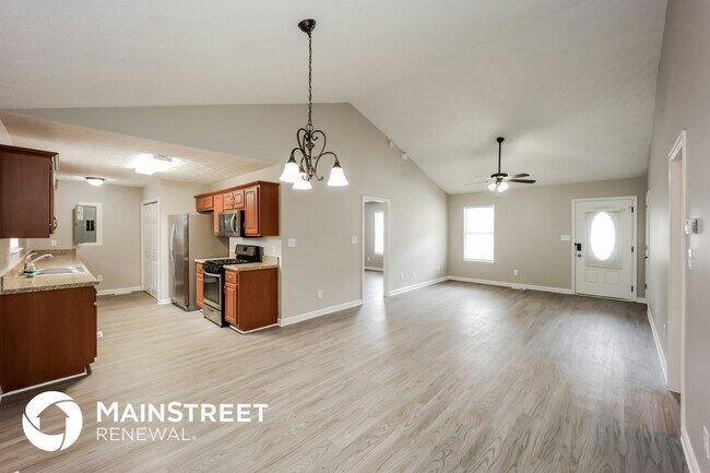 Photo - 334 Barr Cir