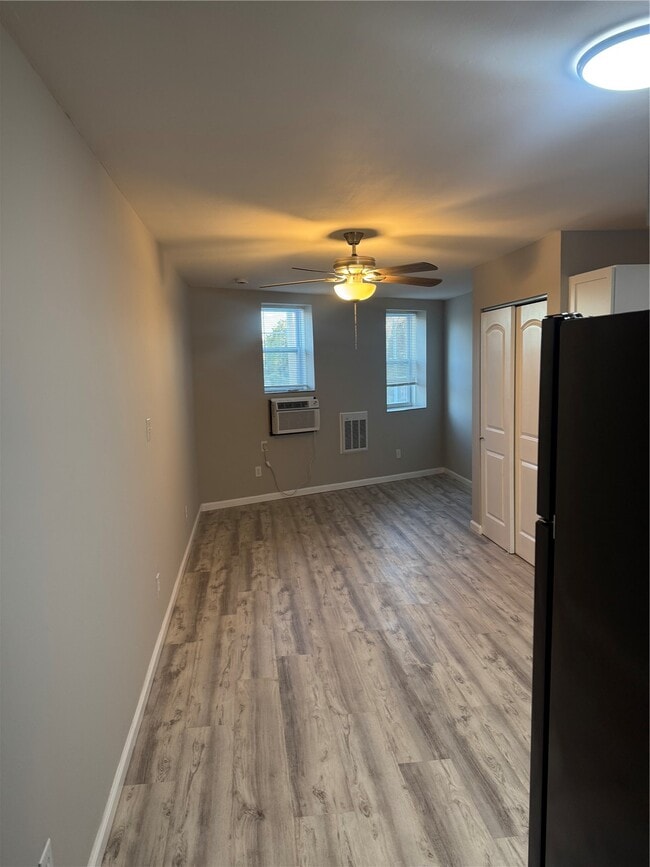 Photo - 3679 S Broadway Unit A