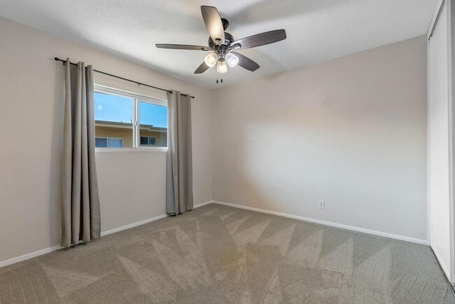 Photo - 2033 E 3rd St Unit 3k