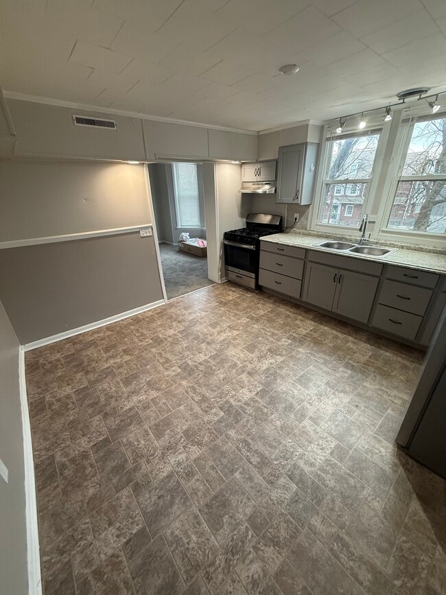 Photo - 1715 N 2nd St Unit 2