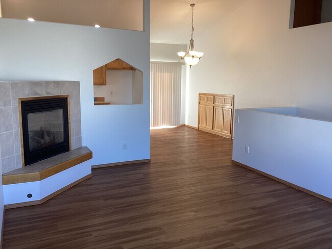 Photo - Nicely updated 4Bed, 2Bath in Airway