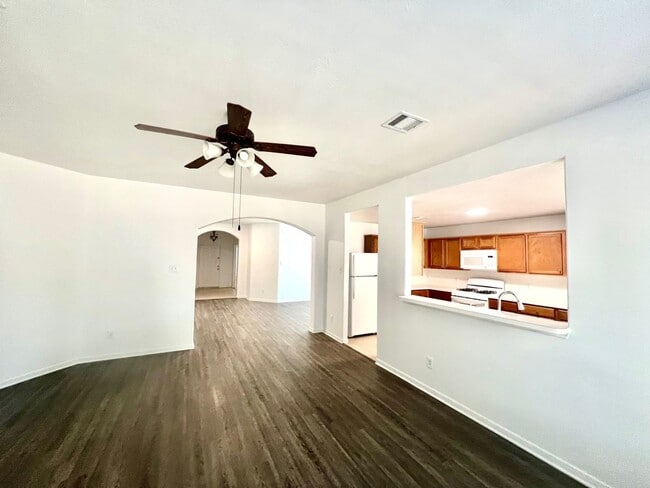 Photo - 8530 Windy Thicket Ln