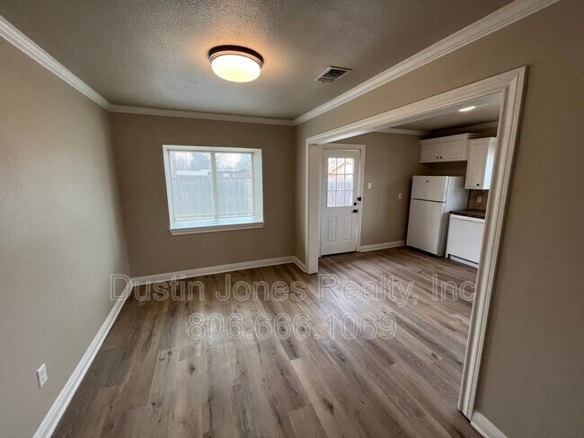 Photo - 3203 37th St