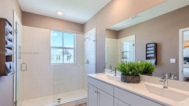 Photo - 135 SW 171st Ln