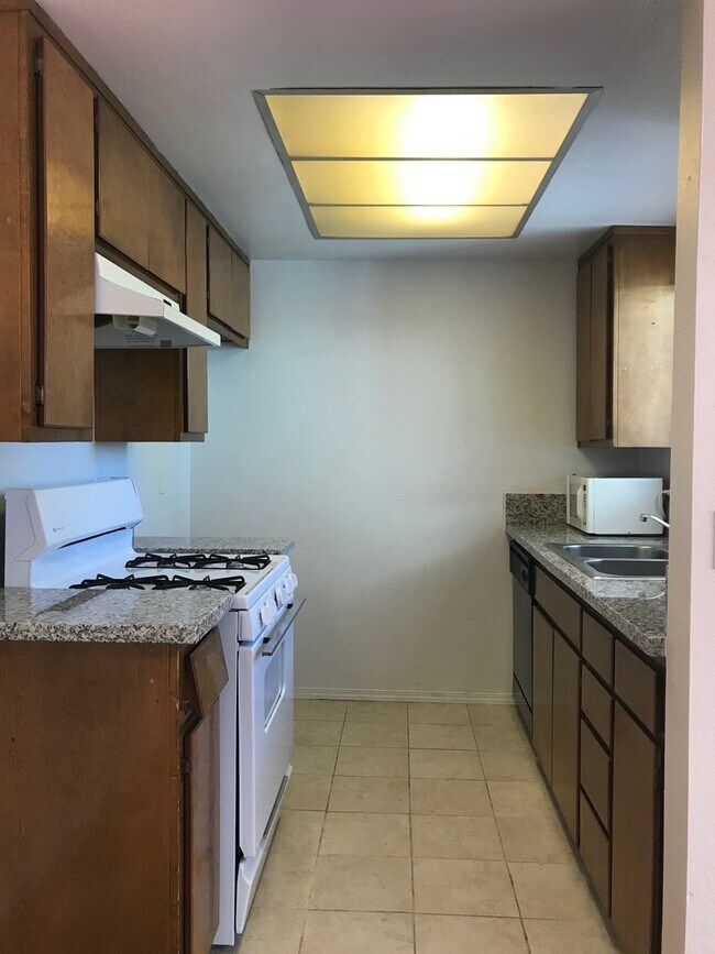 Photo - Redlands Condo Within Walking Distance to ...