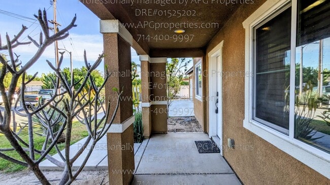 Photo - 139 Thompson Ave