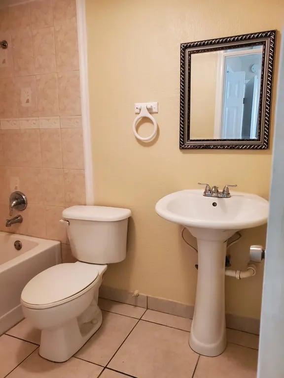 Photo - 43 W 43rd St