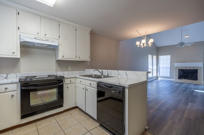Photo - ONE FREE MONTH ON 13 MONTH LEASE! Welcome ...