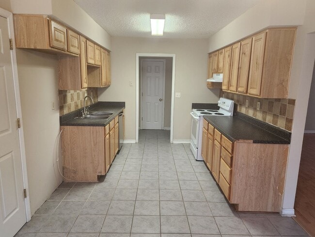 Photo - Nice 3/2/2 home on edge of town with easy access to highways