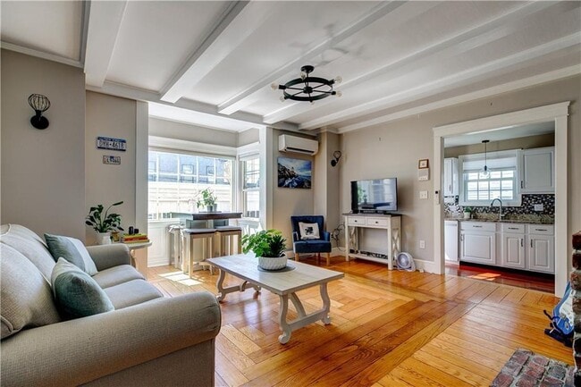Photo - 35 Pelham St Apartment Unit A