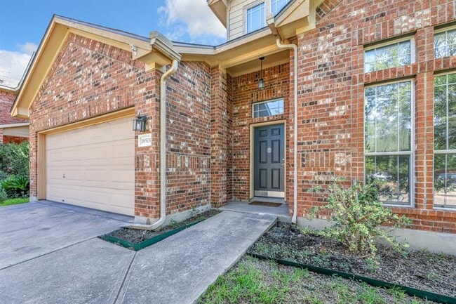 Photo - 18501 Blue Pond Dr