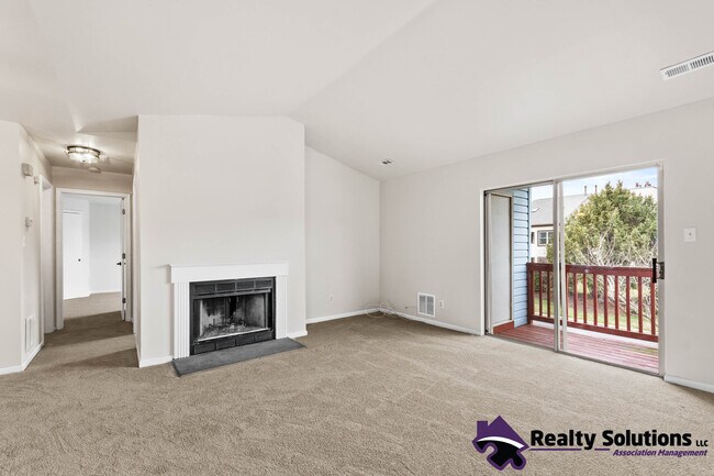 Photo - 454 Atlanta Court