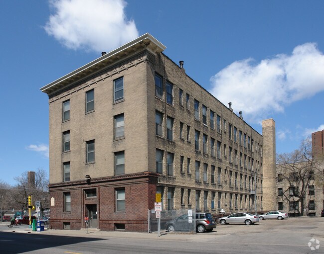 Photo - Soleil Apartments