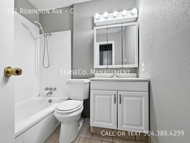 Photo - 321 Robinson Ave