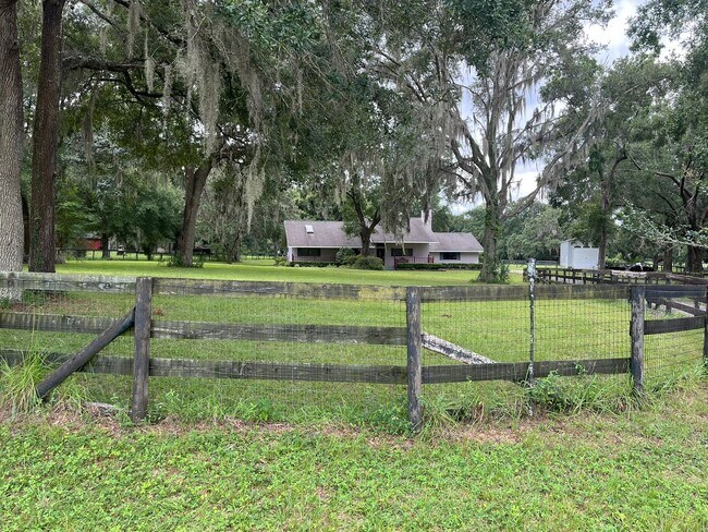 Photo - 3 Bedroom, 2 Bathrooms, with pool on 3 Acres