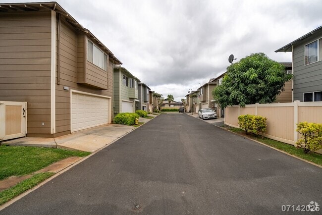 Building Photo - 3Bd, 2Ba Condo in Lombard Way, Ewa Gentry