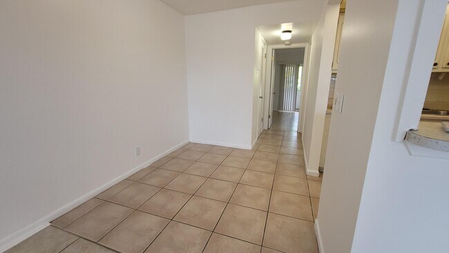 Photo - 368 Camden P